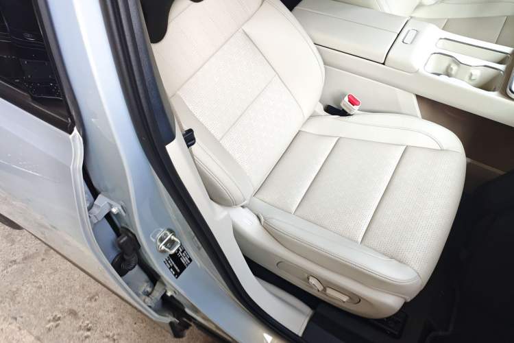 Used Toyota BZ 3X 2025 520 Pro+ LiDAR Edition Right Front Seat