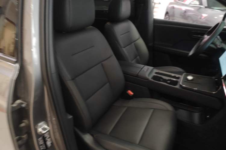 Used Toyota BZ 3X 2025 520 Pro+ LiDAR Edition Right Front Seat