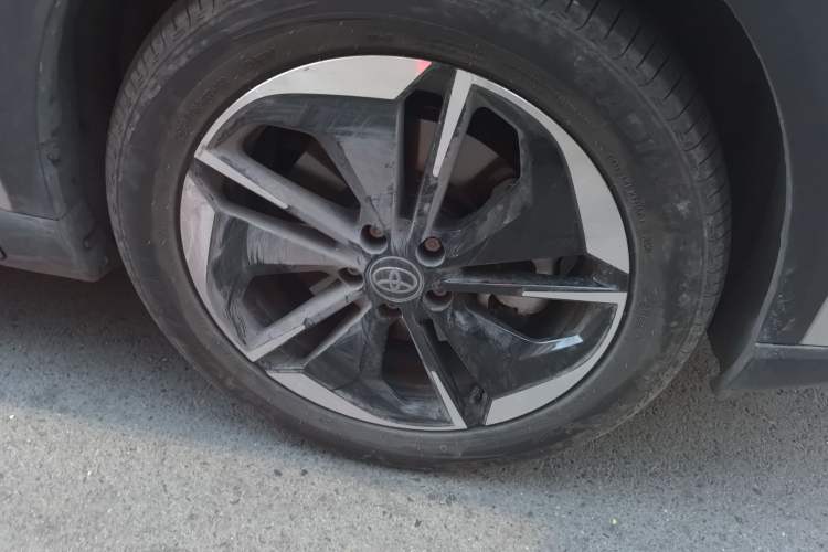 Used Toyota BZ 3X 2025 430 Air Right Front Wheel Hub