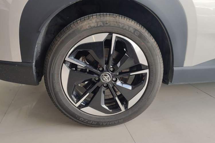 Used Toyota BZ 3X 2025 430 Air Right Rear Wheel Hub