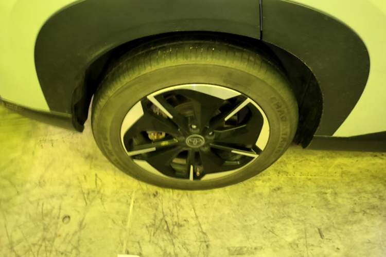 Used Toyota BZ 3X 2025 520 Pro Right Rear Wheel Hub