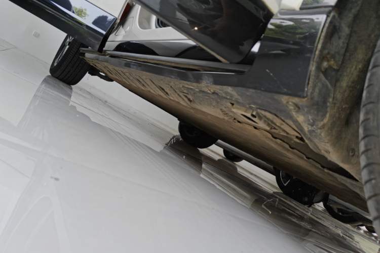 Used Toyota BZ 3X 2025 520 Pro LiDAR Edition Right Side Sill