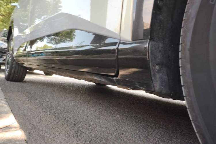 Used Toyota BZ 3X 2025 520 Pro LiDAR Edition Right Side Sill