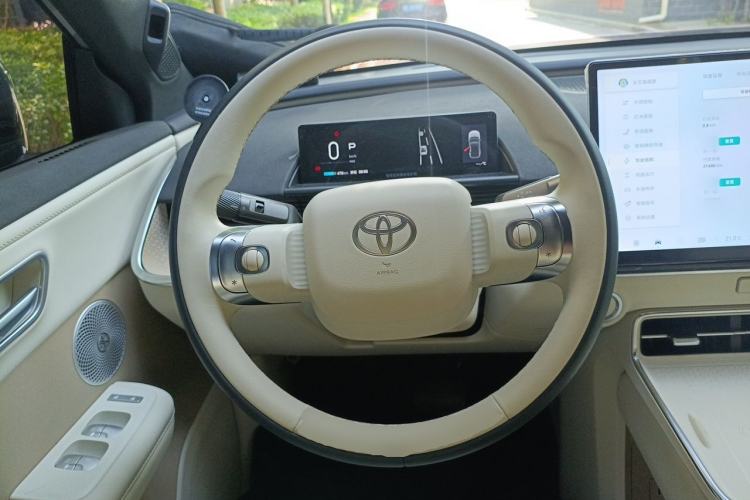 Used Toyota BZ 3X 2025 610 Max Steering Wheel