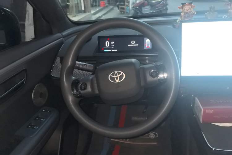 Used Toyota BZ 3X 2025 430 Air Steering Wheel