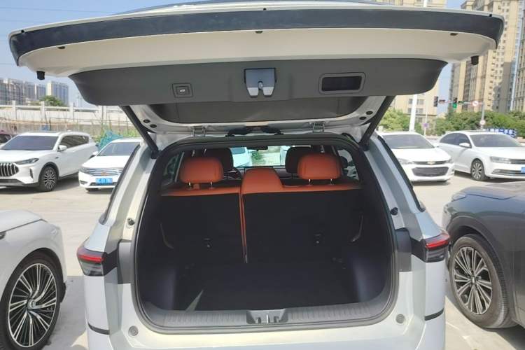 Used Toyota BZ 3X 2025 520 Pro+ LiDAR Edition Trunk