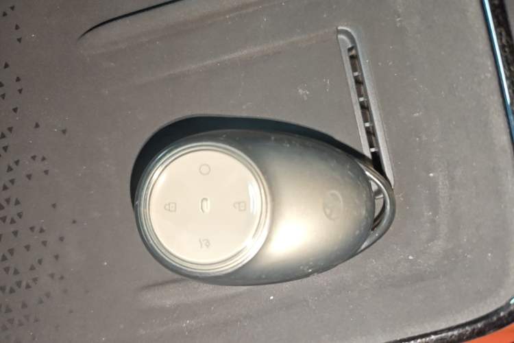 Used Toyota BZ 3X 2025 520 Pro+ LiDAR Edition Vehicle Key