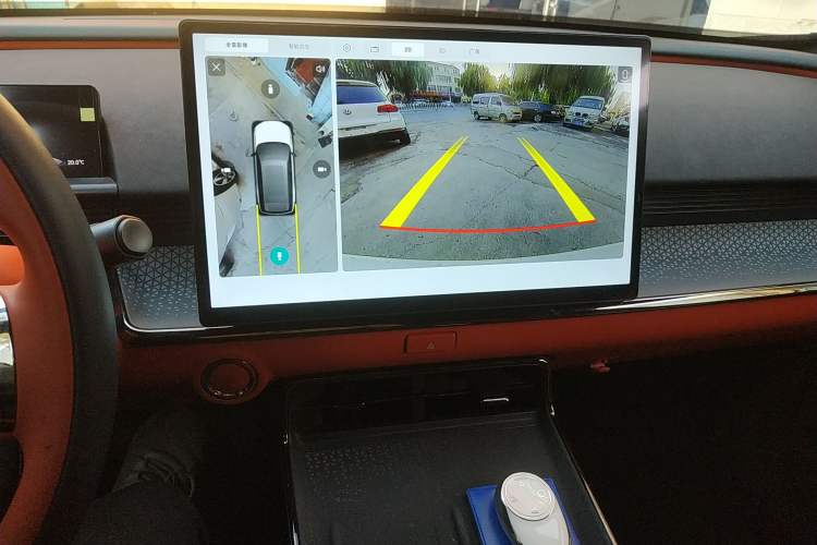 Used Toyota BZ 3X 2025 520 Pro LiDAR Edition Audio And AC Panel
