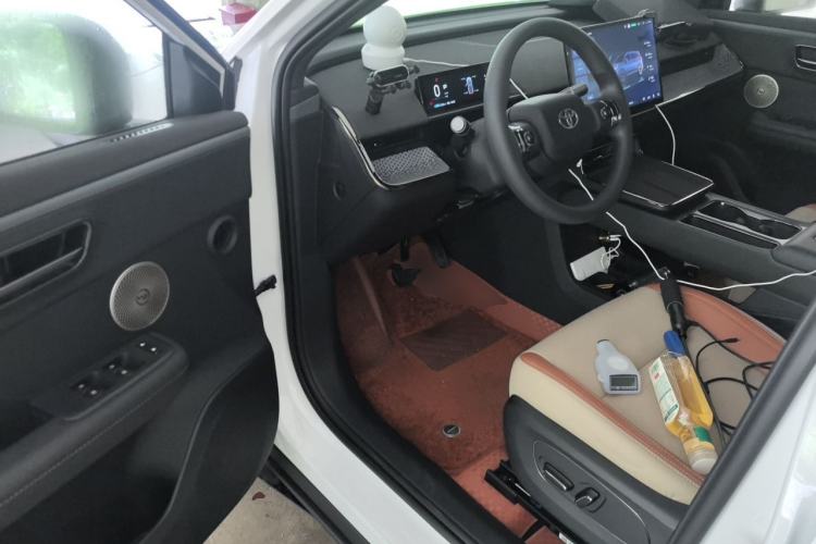 Used Toyota BZ 3X 2025 430 Air Driver Seat