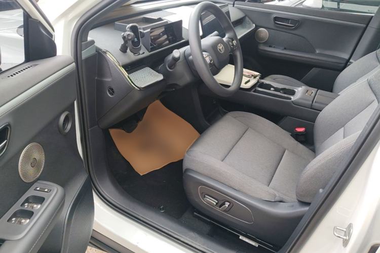 Used Toyota BZ 3X 2025 430 Air Driver Seat