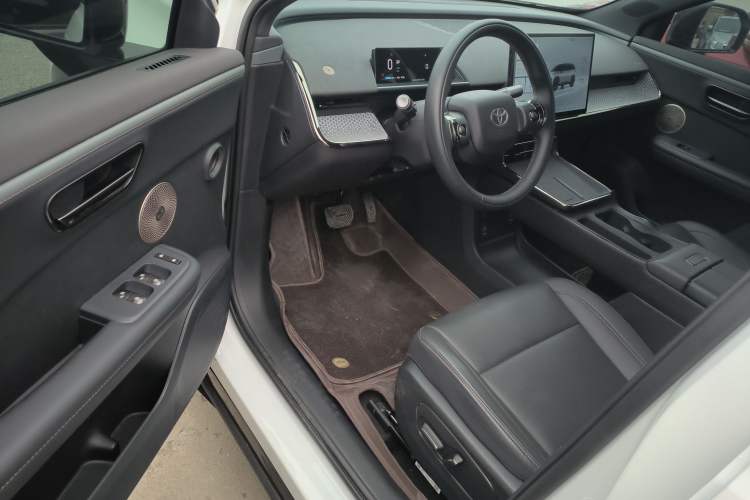 Used Toyota BZ 3X 2025 520 Pro+ Driver Seat