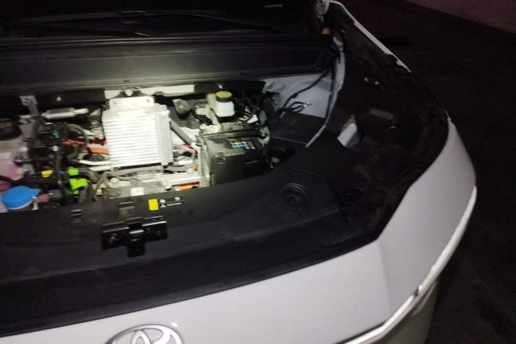 Used Toyota BZ 3X 2025 520 Pro+ Engine Bay Left