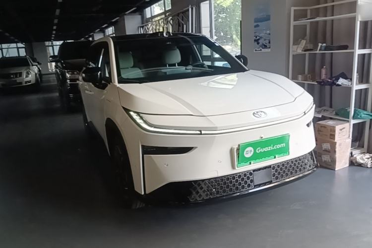 Used Toyota BZ 3X 2025 520 Pro LiDAR Edition Front Right 45 Deg