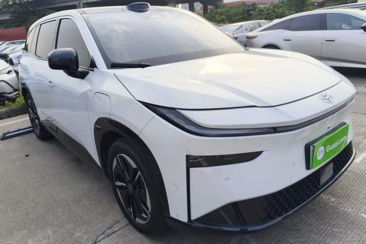 Used Toyota BZ 3X 2025 520 Pro+ LiDAR Edition Front Right 45 Deg
