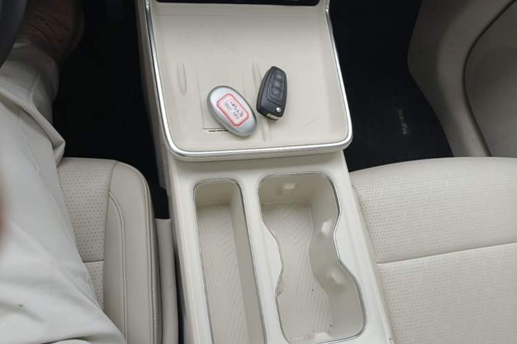 Used Toyota BZ 3X 2025 520 Pro+ LiDAR Edition Gear Lever