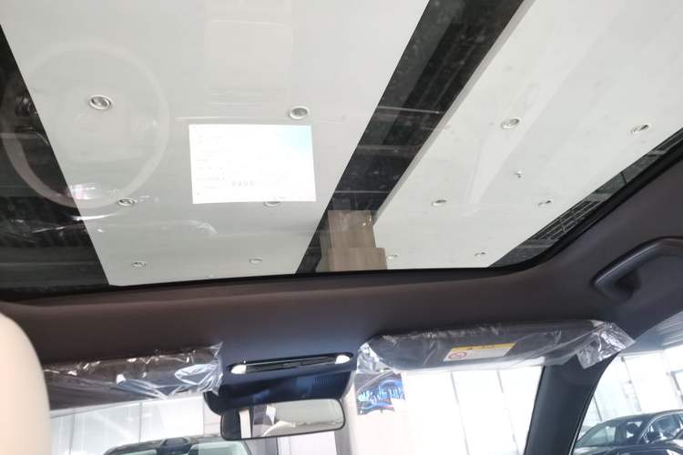 Used Toyota BZ 3X 2025 520 Pro LiDAR Edition Headliner