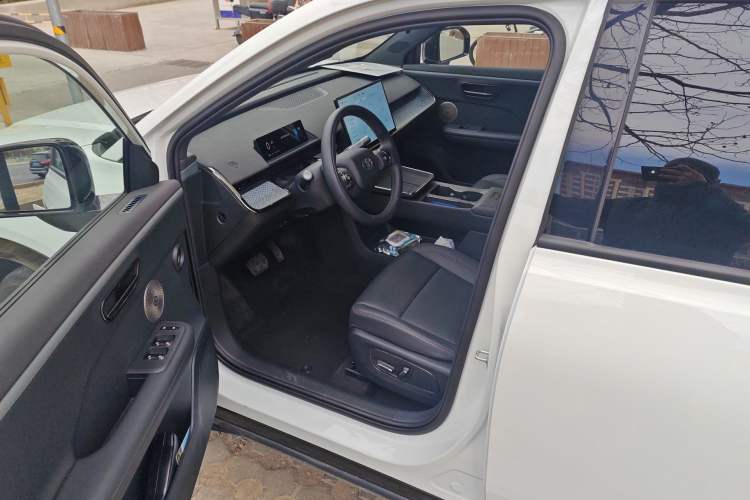 Used Toyota BZ 3X 2025 520 Pro LiDAR Edition Interior 3