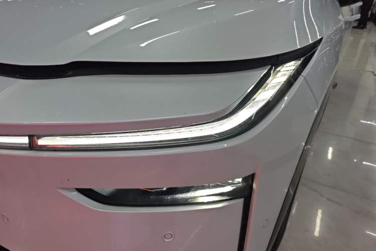 Used Toyota BZ 3X 2025 520 Pro+ LiDAR Edition Left Front Headlight