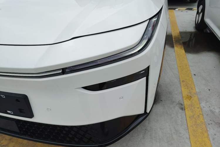 Used Toyota BZ 3X 2025 520 Pro+ LiDAR Edition Left Front Headlight