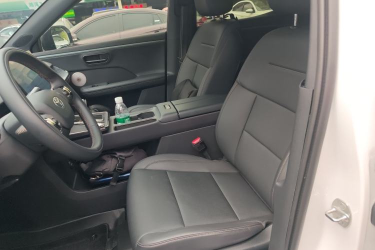 Used Toyota BZ 3X 2025 520 Pro LiDAR Edition Left Front Seat
