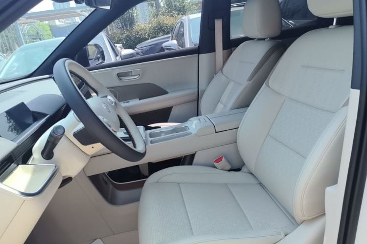 Used Toyota BZ 3X 2025 520 Pro LiDAR Edition Left Front Seat