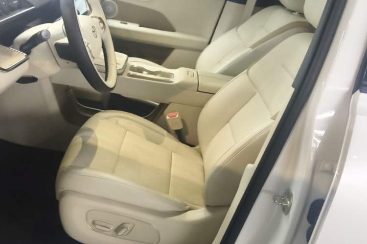 Used Toyota BZ 3X 2025 520 Pro LiDAR Edition Left Front Seat