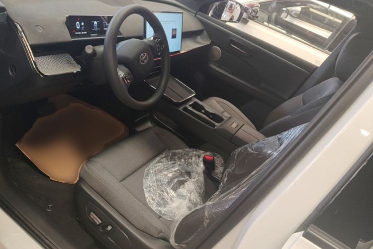 Used Toyota BZ 3X 2025 430 Air Left Front Seat