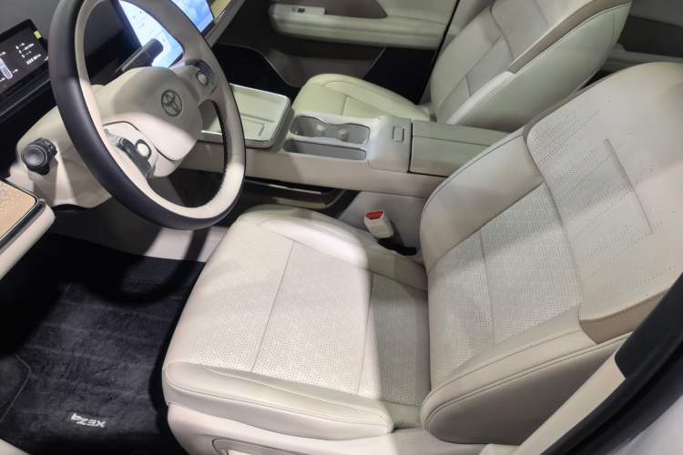 Used Toyota BZ 3X 2025 520 Pro LiDAR Edition Left Front Seat
