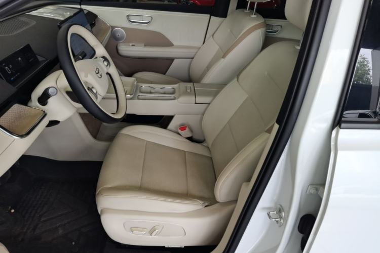 Used Toyota BZ 3X 2025 520 Pro+ LiDAR Edition Left Front Seat