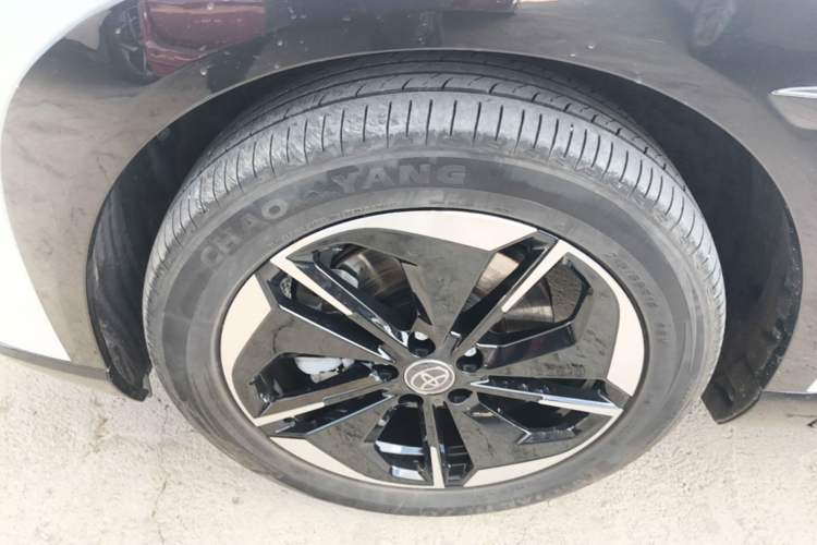 Used Toyota BZ 3X 2025 520 Pro+ LiDAR Edition Left Front Wheel Hub