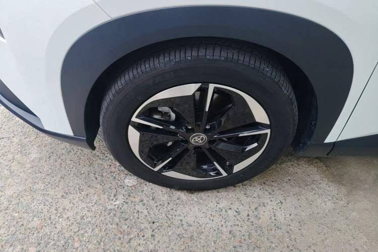 Used Toyota BZ 3X 2025 430 Air Left Front Wheel Hub