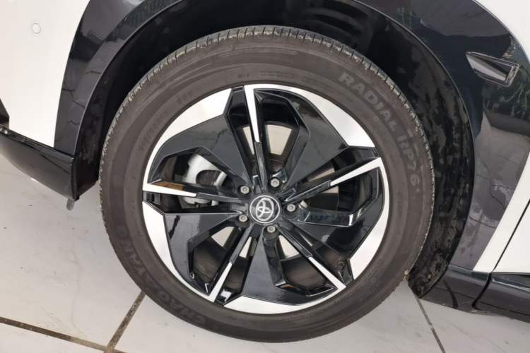 Used Toyota BZ 3X 2025 520 Pro+ LiDAR Edition Left Front Wheel Hub