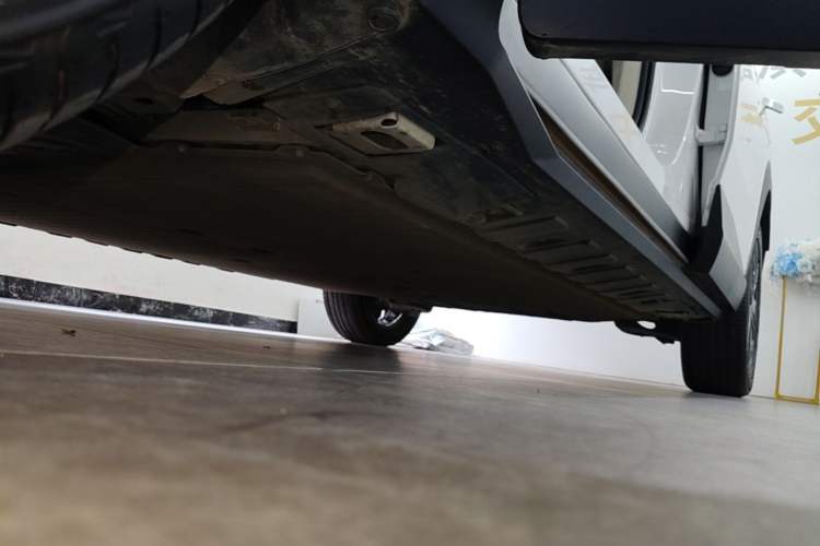 Used Toyota BZ 3X 2025 520 Pro Left Side Sill