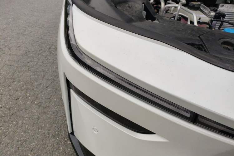 Used Toyota BZ 3X 2025 520 Pro LiDAR Edition Right Front Headlight