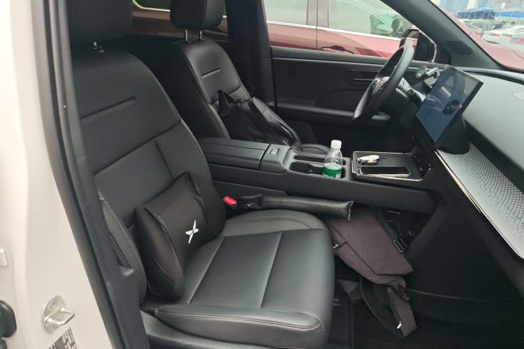 Used Toyota BZ 3X 2025 520 Pro LiDAR Edition Right Front Seat