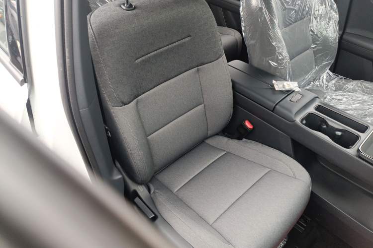 Used Toyota BZ 3X 2025 430 Air Right Front Seat