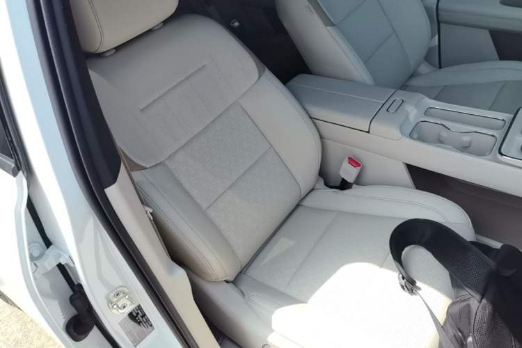 Used Toyota BZ 3X 2025 520 Pro LiDAR Edition Right Front Seat