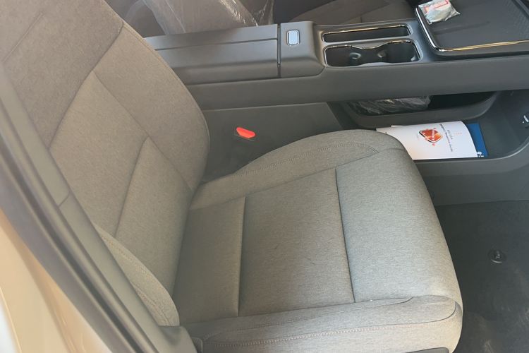 Used Toyota BZ 3X 2025 430 Air Right Front Seat