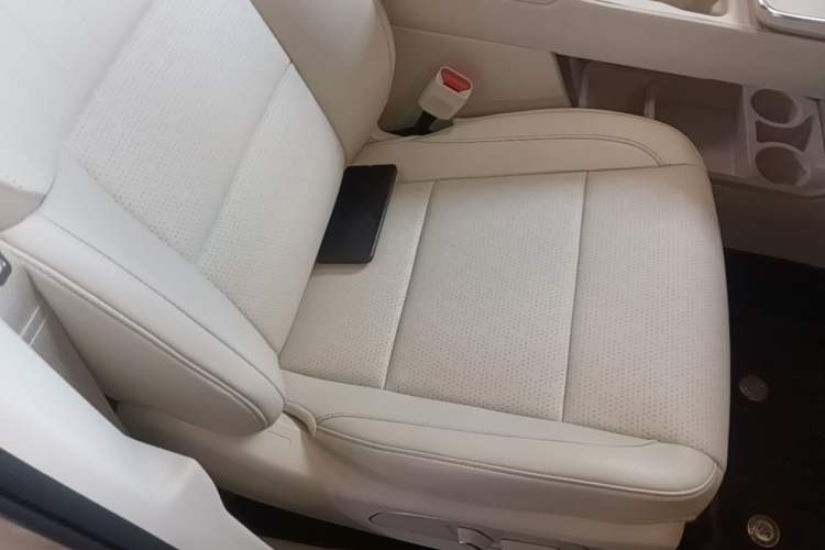 Used Toyota BZ 3X 2025 520 Pro LiDAR Edition Right Front Seat