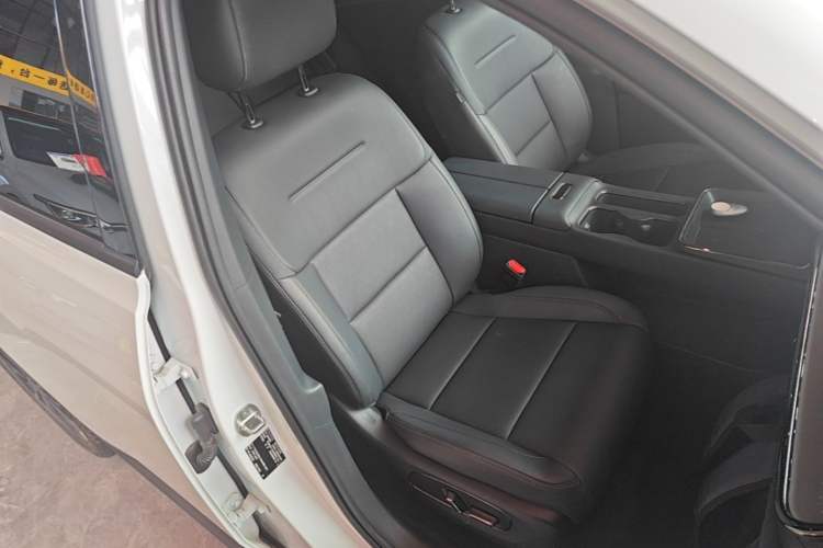Used Toyota BZ 3X 2025 520 Pro Right Front Seat