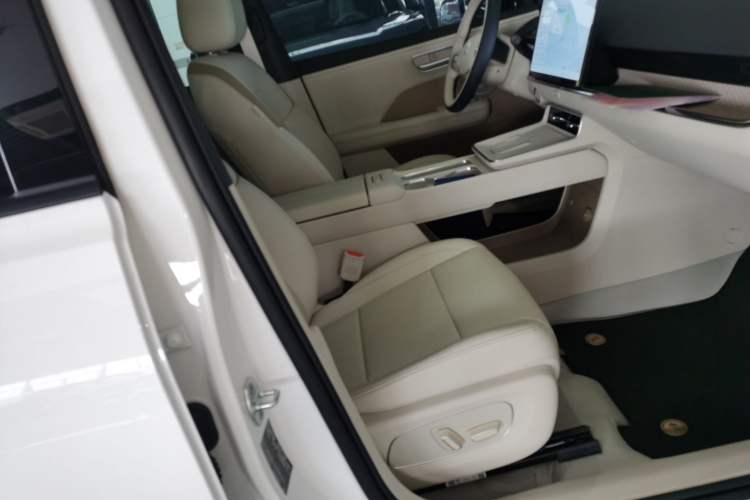 Used Toyota BZ 3X 2025 520 Pro LiDAR Edition Right Front Seat