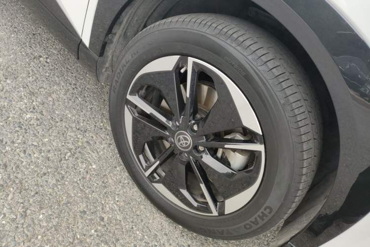 Used Toyota BZ 3X 2025 520 Pro LiDAR Edition Right Front Wheel Hub