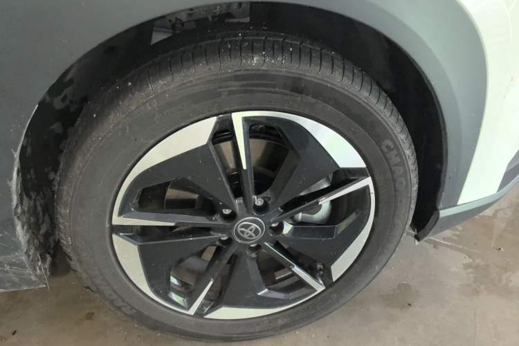 Used Toyota BZ 3X 2025 430 Air Right Front Wheel Hub