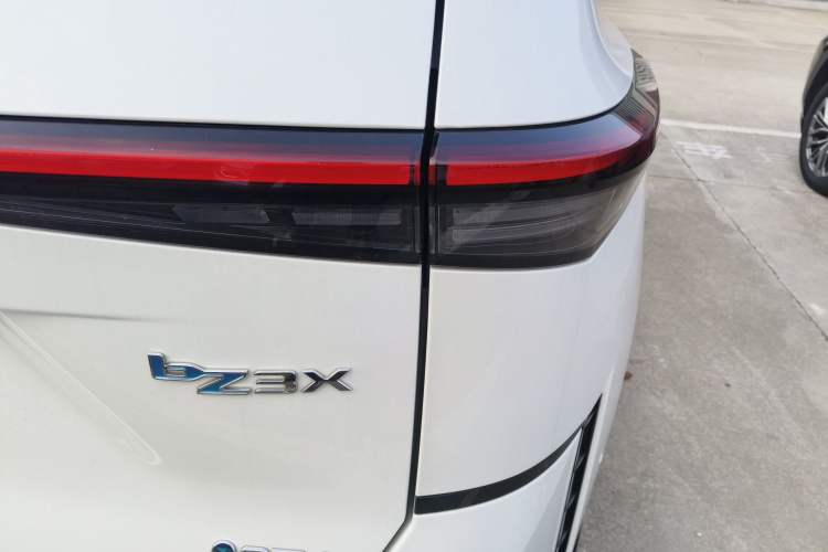 Used Toyota BZ 3X 2025 520 Pro+ LiDAR Edition Right Rear Taillight