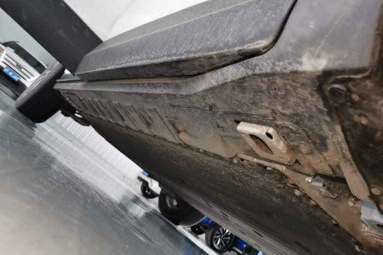Used Toyota BZ 3X 2025 520 Pro Right Side Sill
