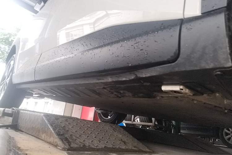 Used Toyota BZ 3X 2025 430 Air Right Side Sill