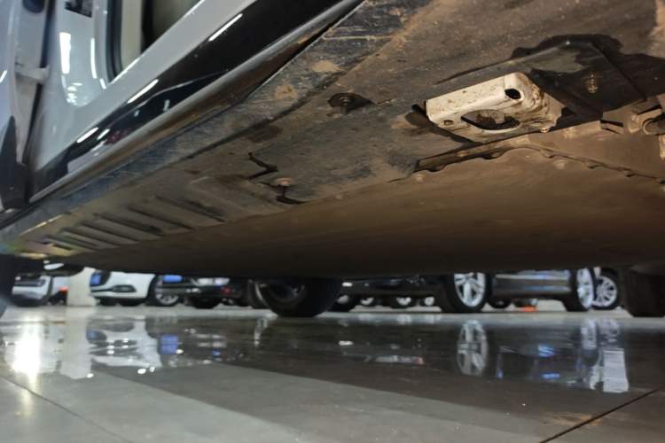 Used Toyota BZ 3X 2025 520 Pro+ LiDAR Edition Right Side Sill