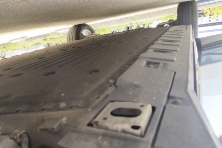 Used Toyota BZ 3X 2025 520 Pro+ LiDAR Edition Right Side Sill