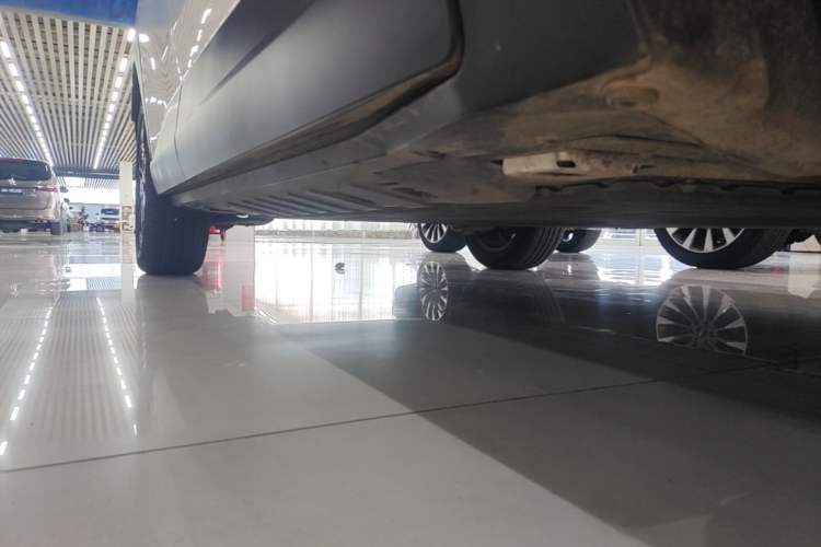 Used Toyota BZ 3X 2025 430 Air Right Side Sill