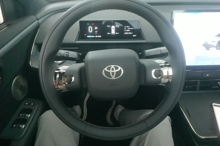 Used Toyota BZ 3X 2025 520 Pro+ Steering Wheel